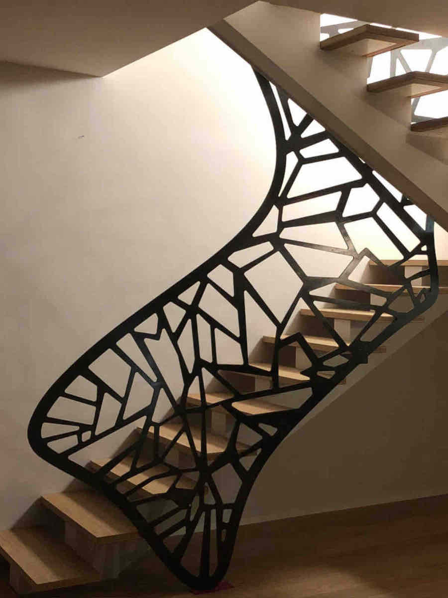 Corrimano Butterfly, dettaglio scala su misura - Multigraphic
