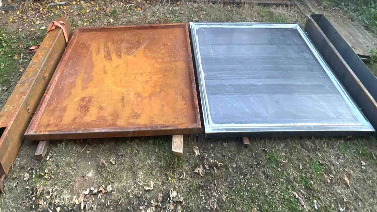 Confronto tra pannello ossidato e pannello grezzo, prima e dopo l'acidificazione controllata