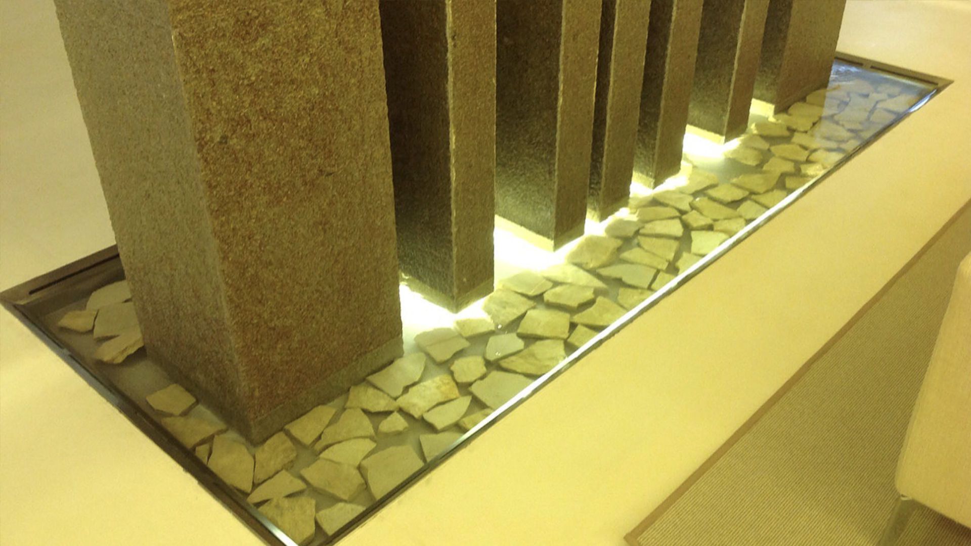 fontana d&apos;acqua